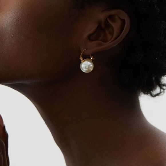 #36 New Unique Pearl Drop Huggie Earrings - Picture 3 of 14